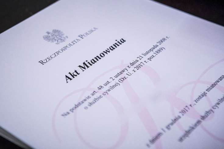 fot. KPRM Akt mianowania urzędnika służby cywilnej